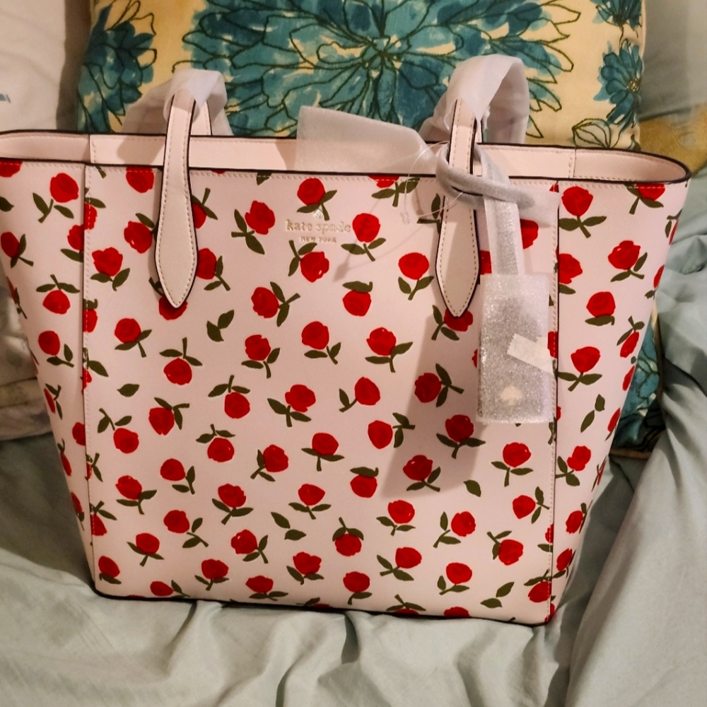 KATE SPADE FESTIVE ROSETTE TOTE